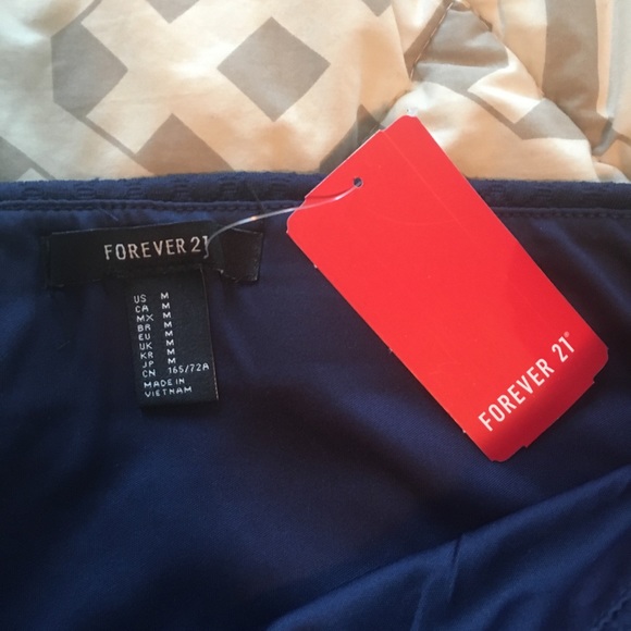 ⭐️SALE Set of 2 Skirts- Solid Navy and Solid Coral - Picture 3 of 6